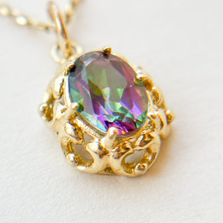 Mystic Topaz | 8ct Gold | 1cm x 1.7cm | 1.24g (2.39g with Chain)