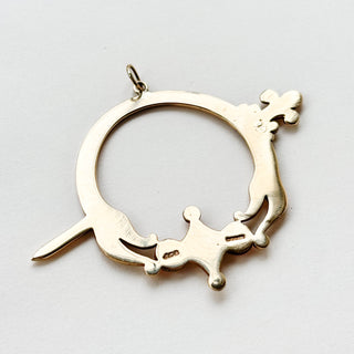 Celtic Brooch Necklace | 9ct Gold | 7cm x 5.5cm | 10.55g (13.78g with Heavy 18in Chain)