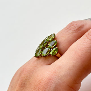 Peridot Cluster Shield | 8ct Gold | Size P | 4g