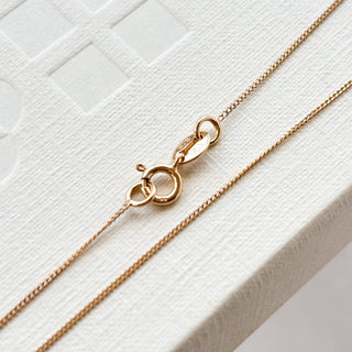 Pearl Wreath Charm | 9ct Gold | 1.21g | 18-Inch Fine Cable Link Chain