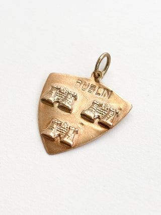 Three Burning Castles Pendant | 9ct Gold | 2.48g