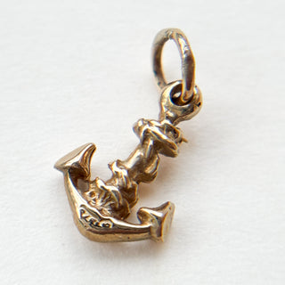 Anchor Pendant | 9ct Gold | 1cm x 1.5cm | 0.98g (2.09g with Chain)