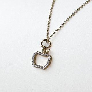 Apple charm | 9ct | 0.46g | 18in fine cable link chain