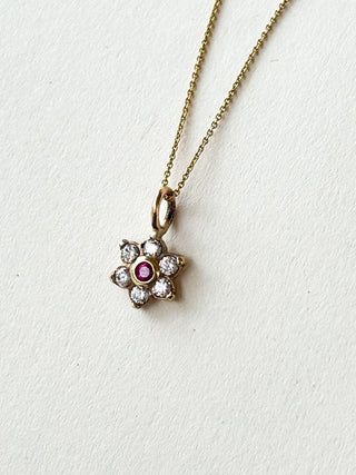 Flower Pendant with Syn Ruby & CZ | 9ct Gold | 18-Inch Diamond Anchor Chain | 0.72g