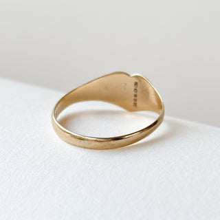 Heart Signet Ring | 9ct Gold | Size O½ | 1.31g