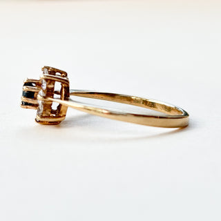 Flower Sapphire & CZ | 9ct Gold | Size P | 2.02g