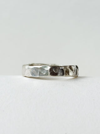 Textured Ring | Silver | Size R | 3.42g