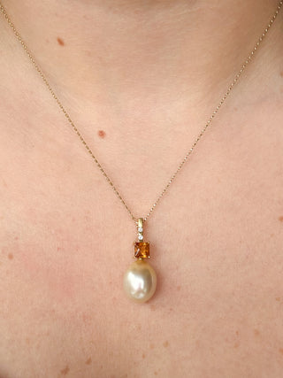 Cultured Pearl, Diamond & Citrine Drop Pendant | 18-Inch Fine Cable Link Chain | 4.39g | 3cm