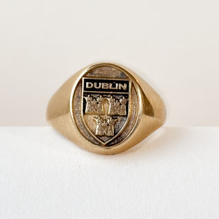 Dublin Signet | 9ct Gold size S | 5.07g