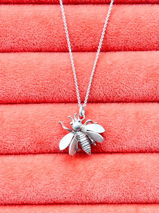 Large Bee Charm | Sterling Silver | 2.43g | 20mm x 20mm
