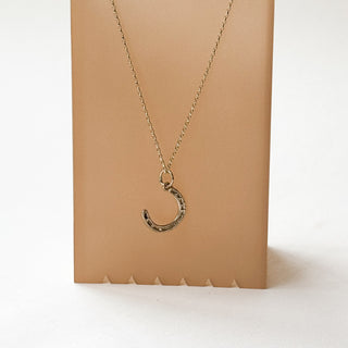 Horseshoe Pendant | 9ct Gold | 1.5cm | 0.85g (1.96g with Chain)