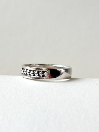 Silver Beaded Ring | 925 Silver | Size M | 2.17g