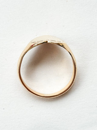 Heart Signet Ring | 9ct Gold | Size R | 4.35g
