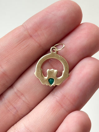 Green Claddagh Agate Pendant | Diamond Anchor Chain 18–20-Inch | 9ct Gold | 0.86g