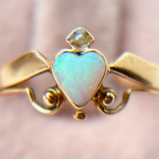 Heart Opal Ring | 14ct Gold | Natural Opal | Size L | 1.13g