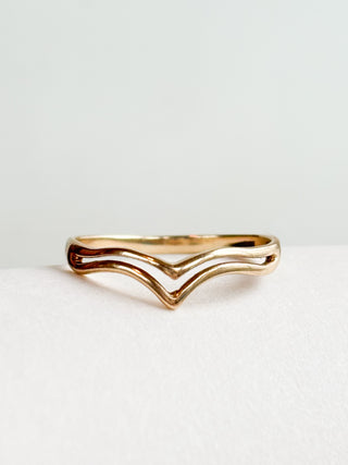Gold Chevron Ring | 9ct | M | 1.04g