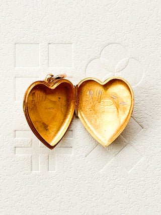 Heart Engraved Locket | Diamond Anchor Chain 18–20-Inch | 9ct Gold | 1.62g