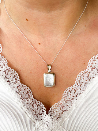 Medium Rectangle Locket on Silver Chain | 925 Silver | 18–20-Inch | 4.48g