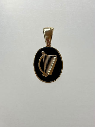 Resin and 9ct gold harp medal
