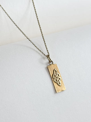 Rectangle Celtic Design Pendant | 9ct Gold | 18-Inch Fine Cable Link Chain | 1.38g