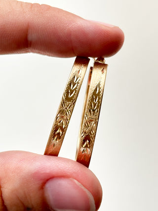 Oval Engraved Hoop Earrings | 9ct Gold | 2cm x 3cm | 2.25g