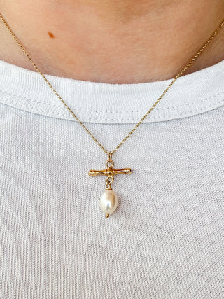T-Bar Pendant with Pearl | 9ct Gold | 18-Inch Fine Cable Link Chain | 1.12g