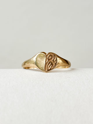 Heart Signet Engraved Ring | 9ct Gold | Size N | 0.83g
