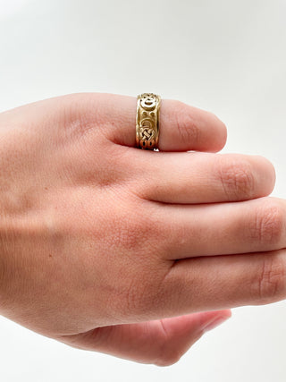 Celtic Knot Band | 9ct Gold | Size K | 5.33g