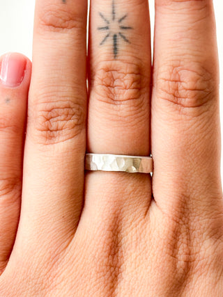 Textured Ring | Silver | Size Q | 3.71g