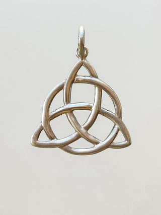 Silver Trinity Knot Pendant | Cable Chain | 925 Silver | 18–20-Inch | 4.57g