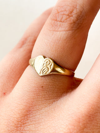 Heart Signet Engraved Ring | 9ct Gold | Size N | 0.83g