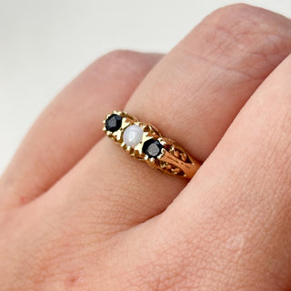 Precious Opal & Natural Sapphire Trilogy Ring | 9ct Gold | Size O | 2.80g