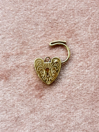 Heart Padlock Pendant Engraved | 9ct Gold | 0.97g | Diamond Chain 18-20in