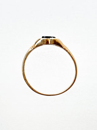 Heart-Shaped Onyx Signet Ring | 9ct Gold | 1.58g | Size L½