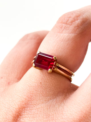 Synthetic Ruby East-West Ring | 9ct Gold | Size L | 2.73g
