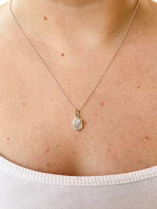 Mother of Pearl Pendant | 925 Silver | 0.75g