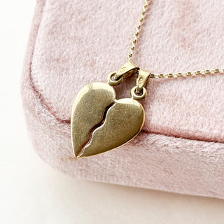 Parted Heart left Pendant | 9ct Gold | 18-Inch Cable Link Chain | 3.40g