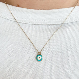 Evil eye charm | 18ct | 0.66g | 18in fine cable link chain