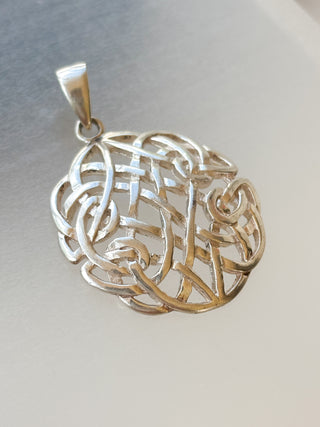 Large Silver Celtic knot Pendant | Cable Chain | 925 Silver | 18–20-Inch | 5.35g