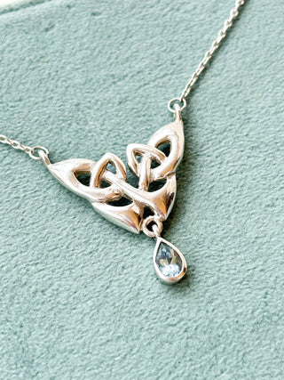 Celtic Trinity Blue Stone Pendant | 925 Silver | 16-Inch / 17-Inch | 5.66g