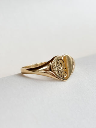 Heart Signet Ring (Engraved) | 9ct Gold | M1/2 | 1.28g