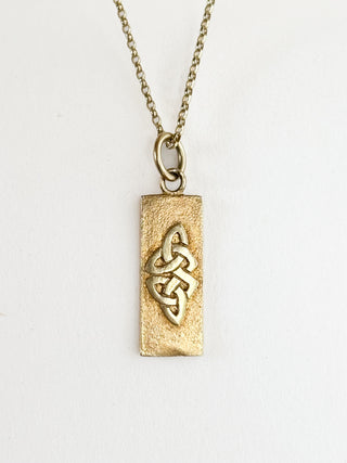 Rectangle Celtic Design Pendant | 9ct Gold | 18-Inch Fine Cable Link Chain | 1.38g