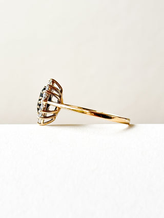 Square Sapphire & CZ Cluster Ring | 9ct Gold | 1.60g | Size M