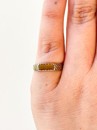 Tiger’s Eye Bar Signet Ring | 9ct Gold | 1.42g | Size L½