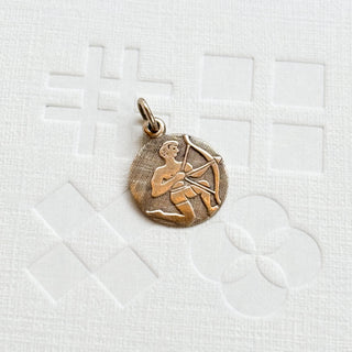 Sagittarius Medallion Necklace |8ct Gold | 1.97g | 18" Cable Link Chain