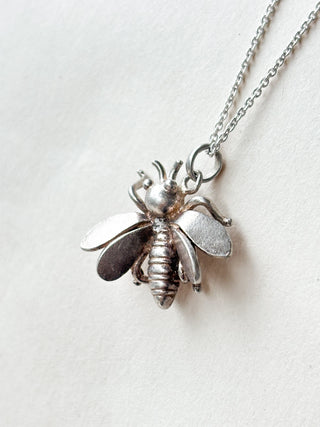 Large Bee Charm | Sterling Silver | 2.43g | 20mm x 20mm