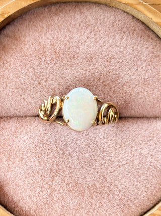Opal Ring with Decorative Shoulders | 9ct Gold | Size O | 2.60g