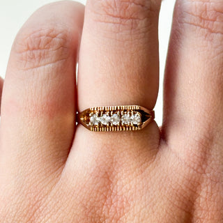 Razor Signet CZ | 9ct Gold | Size Q | 2.77g