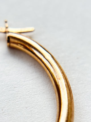 Oval Hoop Earrings | 9ct Gold | 1.66g