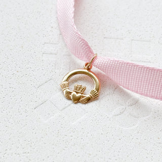 Claddagh Pendant Small | 9ct Gold | 1.2cm x 2cm | 0.58g (1.75g with Chain)